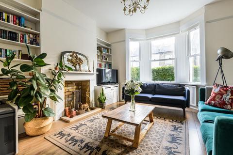 227 Malpas Road, London, SE4 1BH