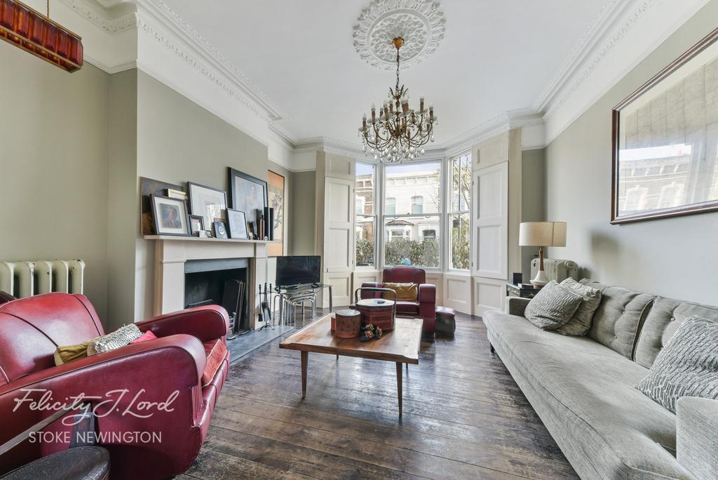 Bayston Road, Stoke Newington, N16 3 bed terraced house for sale £