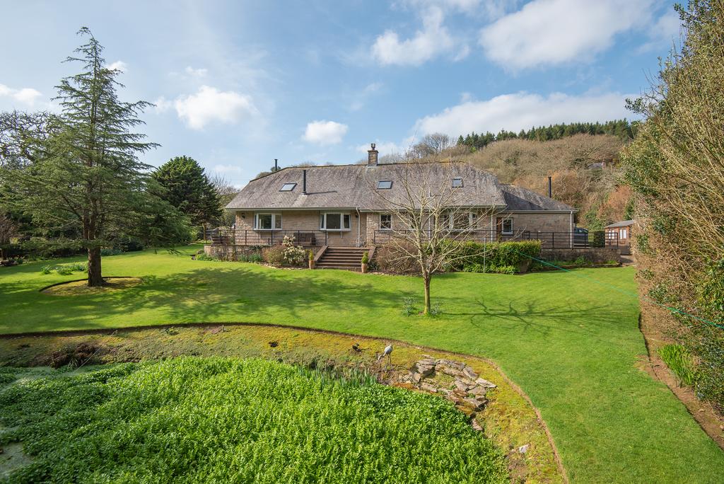 Idless, Truro 6 bed detached house £1,100,000