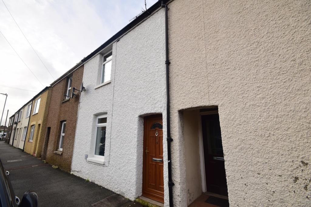Mill Road Deal CT14 2 bed terraced house £1,050 pcm (£242 pw)