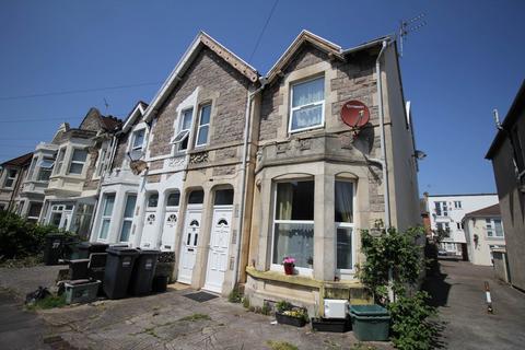 3 bedroom flat to rent, Clevedon Road, Weston-super-Mare