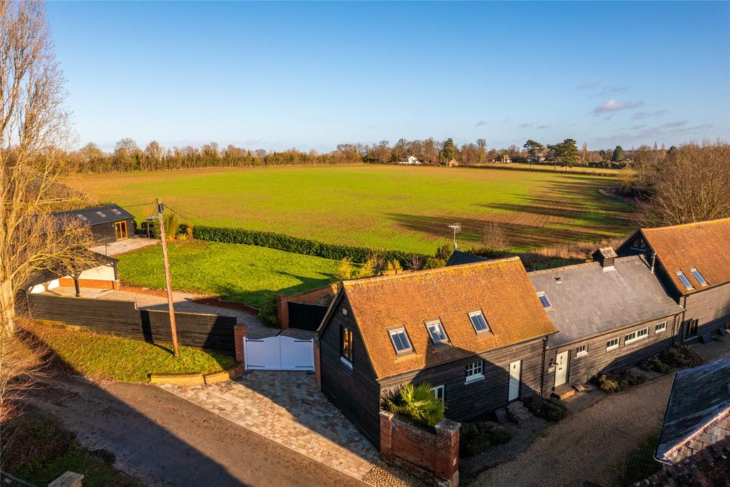 Westmill Lane, Ickleford, Hitchin, Hertfordshire, SG5 3 bed barn
