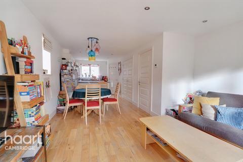 4 Century Close, Cambridge, CB5 8EL