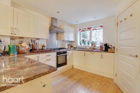 4 Century Close, Cambridge, CB5 8EL
