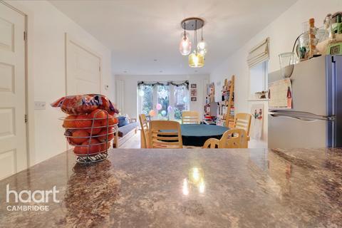 4 Century Close, Cambridge, CB5 8EL