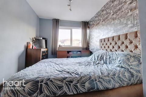 27 Ridingleaze, Lawrence Weston, Bristol, BS11 0QF