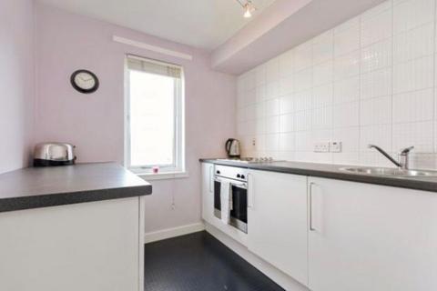1 bedroom flat to rent, Broughton Road, Broughton, Edinburgh, EH7