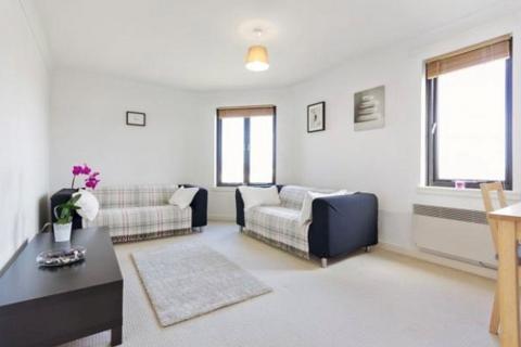 1 bedroom flat to rent, Broughton Road, Broughton, Edinburgh, EH7