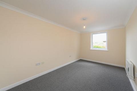 2 bedroom flat to rent, Sanderson Villas, Gateshead NE8