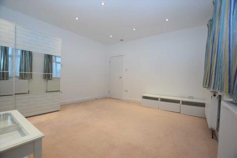 3 bedroom apartment for sale, Green Court, Green Lane, Edgware