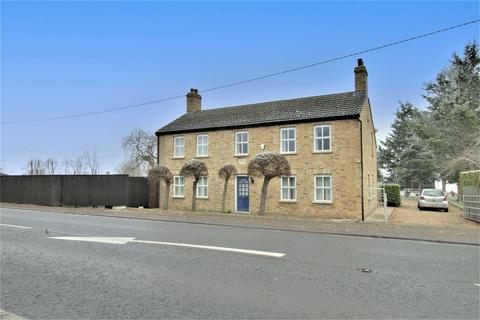 5 bedroom detached house for sale - Iretons Way, Chatteris
