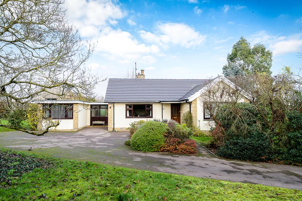 Llangrove 3 bed detached bungalow for sale £450,000