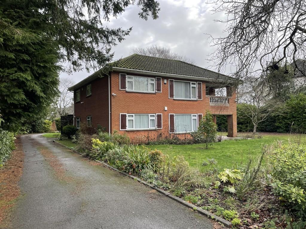 Tower Road, Poole 2 bed flat £1,100 pcm (£254 pw)