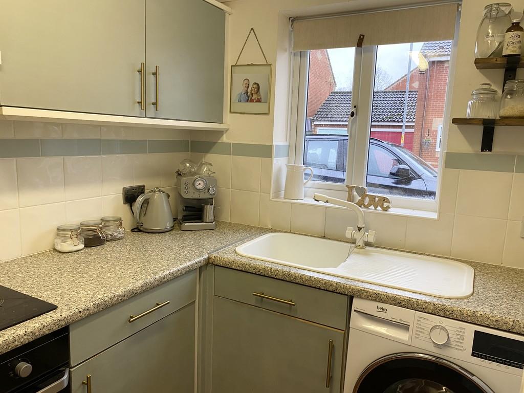 Roydon, Diss, Norfolk 2 bed semidetached house £220,000