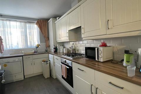 3 bedroom end of terrace house to rent, Torquay Close, Grove Village, Manchester, Greater Manchester, M13