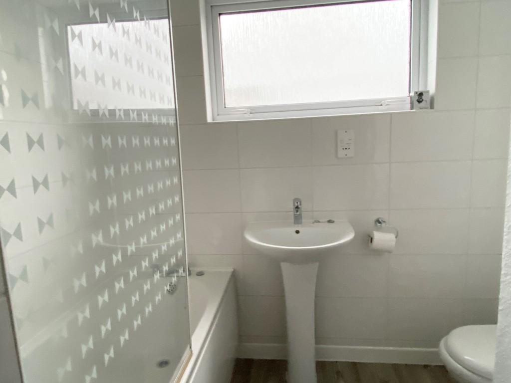 RoseAnGrouse, Canonstown 2 bed semidetached bungalow £900 pcm (£208 pw)