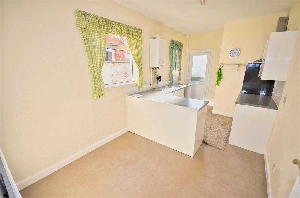 Bowling Green Road, Kettering 2 bed terraced house for sale £275,000