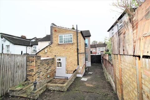 7 Dennett Road, Croydon, CR0 3JD