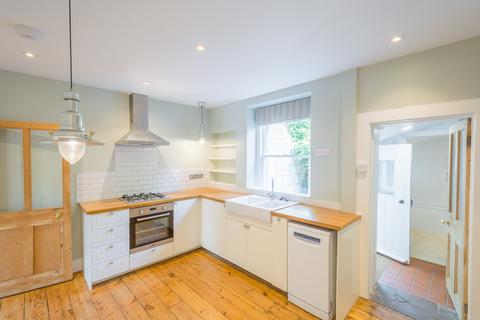 2 bedroom cottage to rent, Victoria Place, Combe Down, Bath