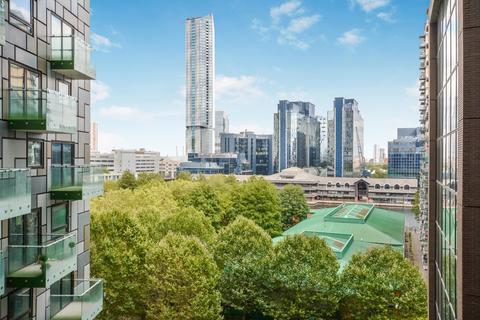 undefined, Lincoln Plaza, London E14