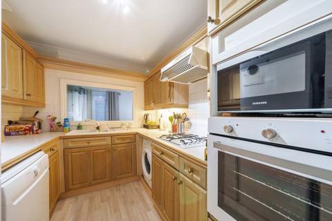 Flat 39, French Apartments Lansdowne Road, Purley, CR8 2PJ