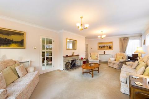 1 Greenways, Walton On The Hill, Tadworth, KT20 7QE
