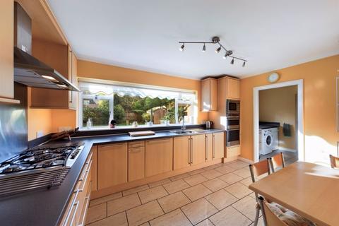 1 Greenways, Walton On The Hill, Tadworth, KT20 7QE