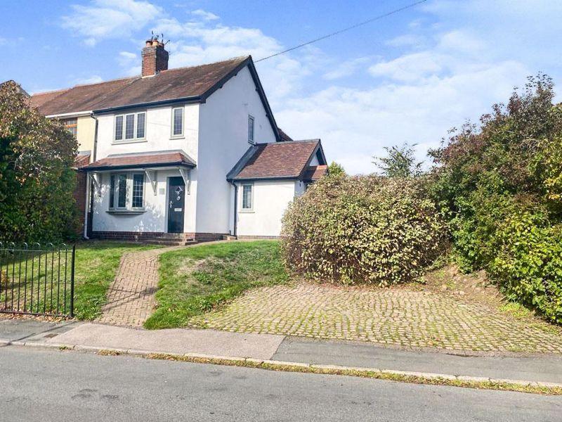 Britannia Road, Burbage 2 bed terraced house £795 pcm (£183 pw)