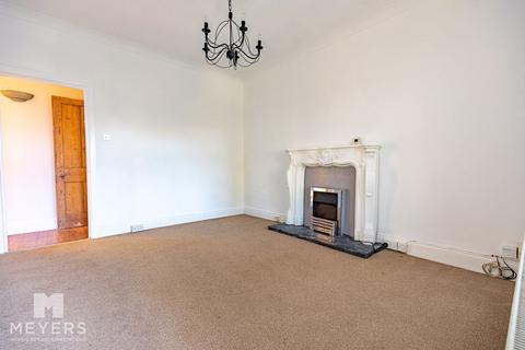 2 bedroom apartment for sale, Markham Road, Charminster, BH8