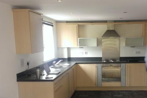 3 bedroom apartment to rent, Gilbert House, Elmira Way, Manchester