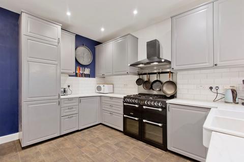 63 Craigie Road, Perth, PH2 0BL