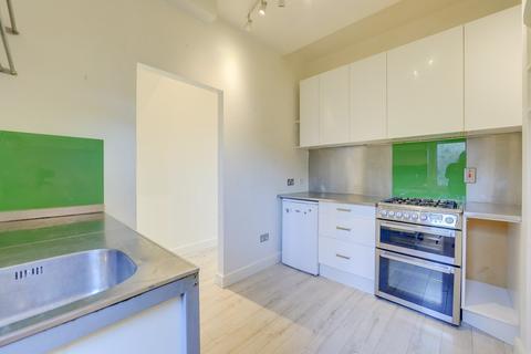 55a Wellmeadow Road, London, SE13 6TA