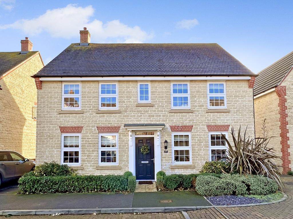 Nursery End, Stanford in the Vale... 4 bed detached house £625,000