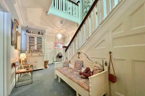 12 Berwick Road, Bournemouth, BH3 7BB