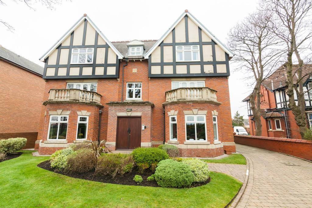 Links Gate, Lytham St Annes, FY8 2 bed apartment £950 pcm (£219 pw)