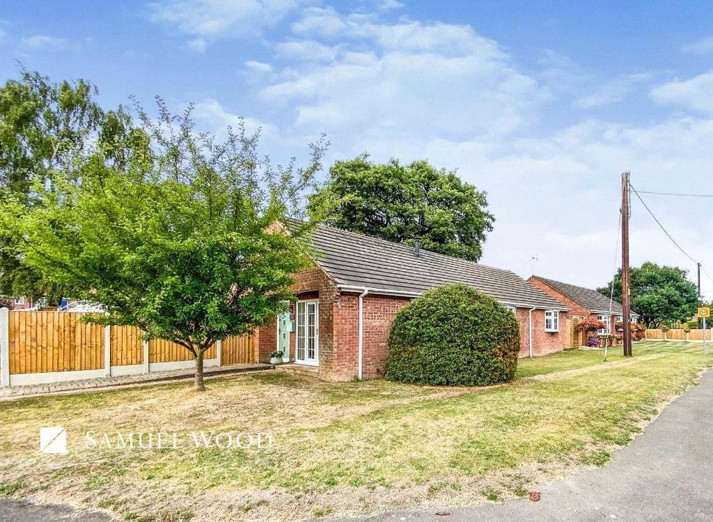 Oak Tree Crescent, Lydbury North 3 bed detached bungalow for sale £