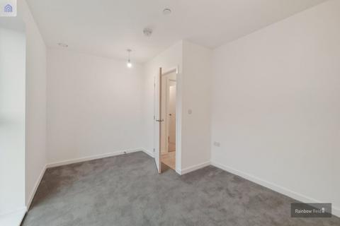 2 bedroom flat to rent - Western Circus, East Acton, W3