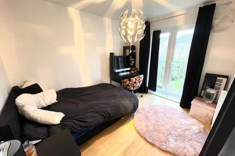 4 bedroom end of terrace house for sale - Hanby Close, Fenay Bridge, Huddersfield