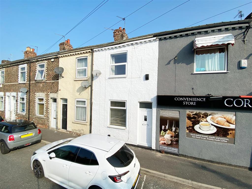 Garfield Terrace, York 2 bed terraced house £825 pcm (£190 pw)
