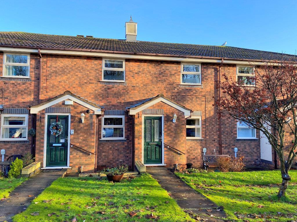 Tudor Court, Beverley Road, Willerby, Hull 2 bed apartment for sale £