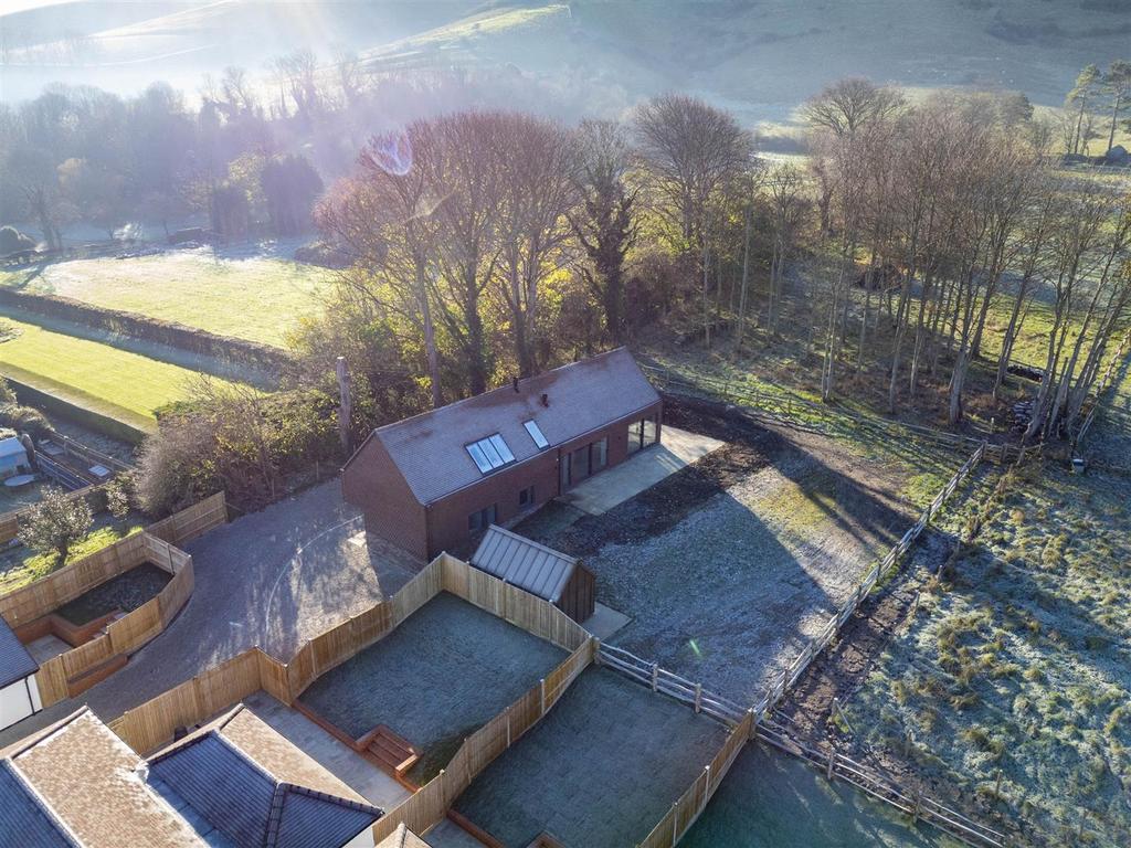 Church Lane, Kingston, Lewes, 3 bed detached house £1,050,000