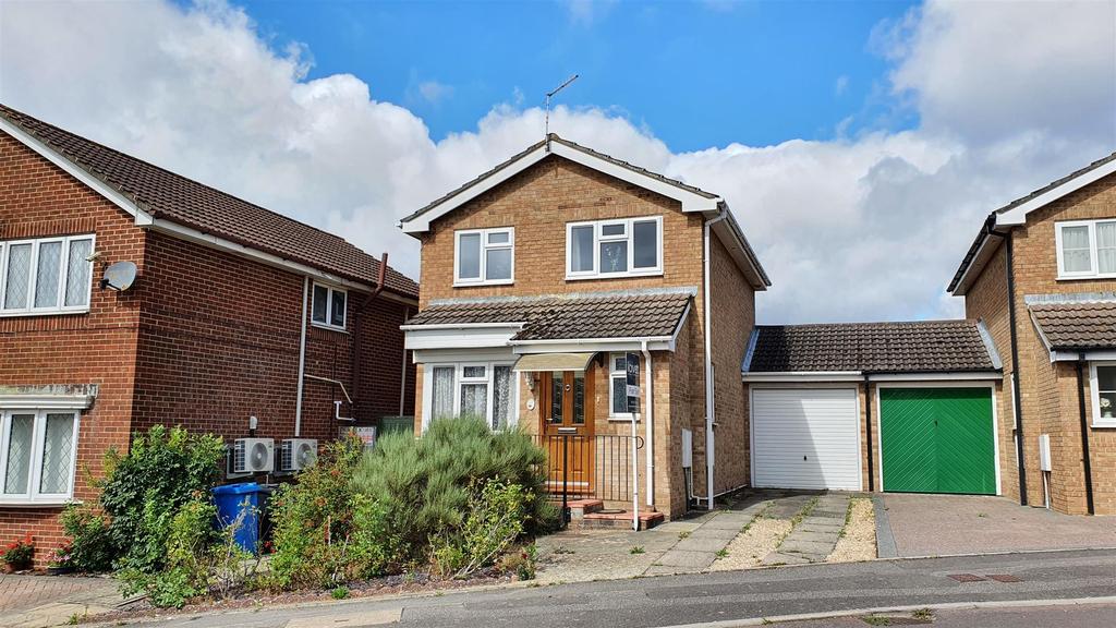 Chaldon Road, Poole 2 bed link detached house for sale £315,000