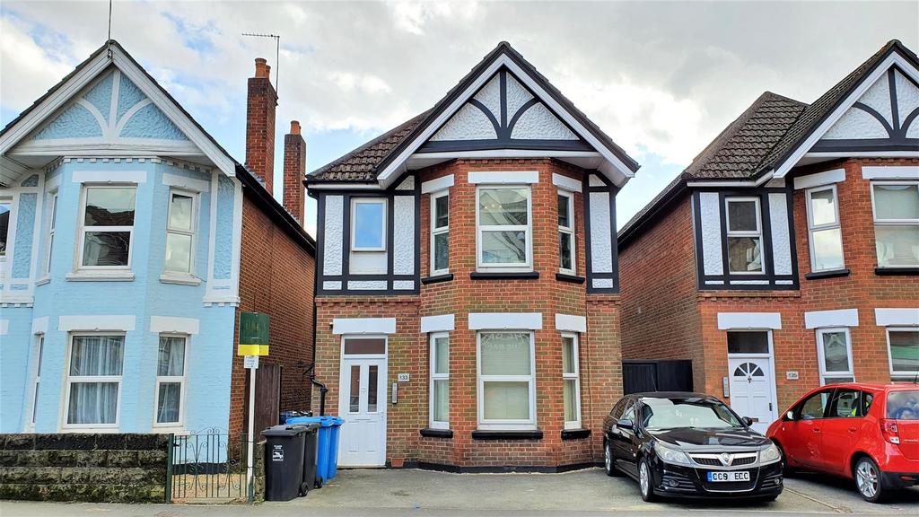 Ashley Road, Poole 6 bed detached house £450,000