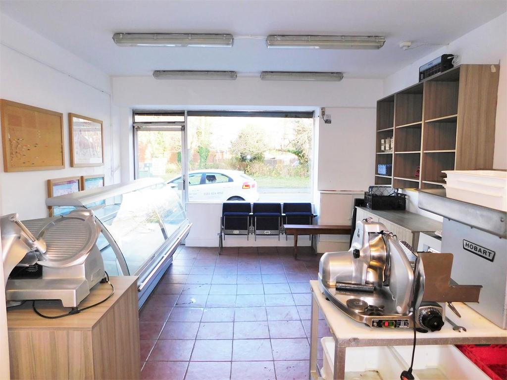 Thompson Lane, Chadderton, Oldham 1 bed terraced house £135,000