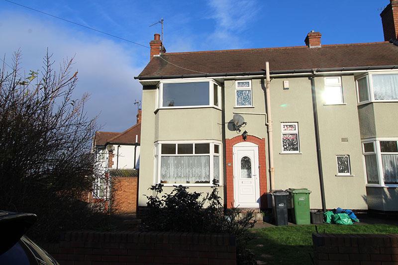 Hilderic Crescent, Dudley 3 bed semidetached house £850 pcm (£196 pw)