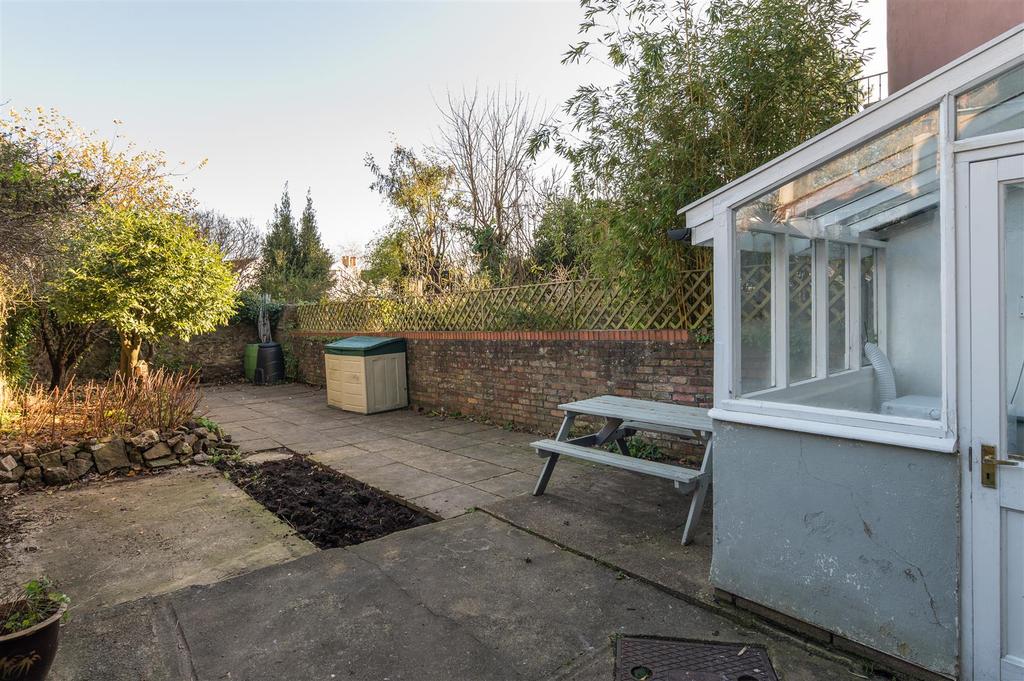 4 Clifton Wood Road-11.jpg
