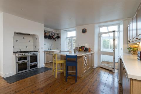 4 Clifton Wood Road, Bristol, BS8 4TA