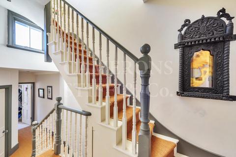 40 Douglas Road, London, NW6 7RP
