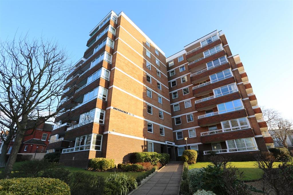 Greenacres, Preston Park Avenue... 2 bed flat £1,400 pcm (£323 pw)