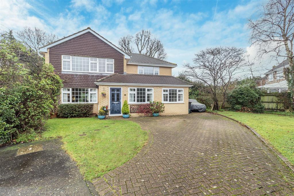 Langshott Close, Woodham 4 bed detached house £850,000